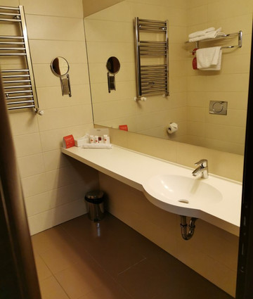 克卢日华美达酒店主图