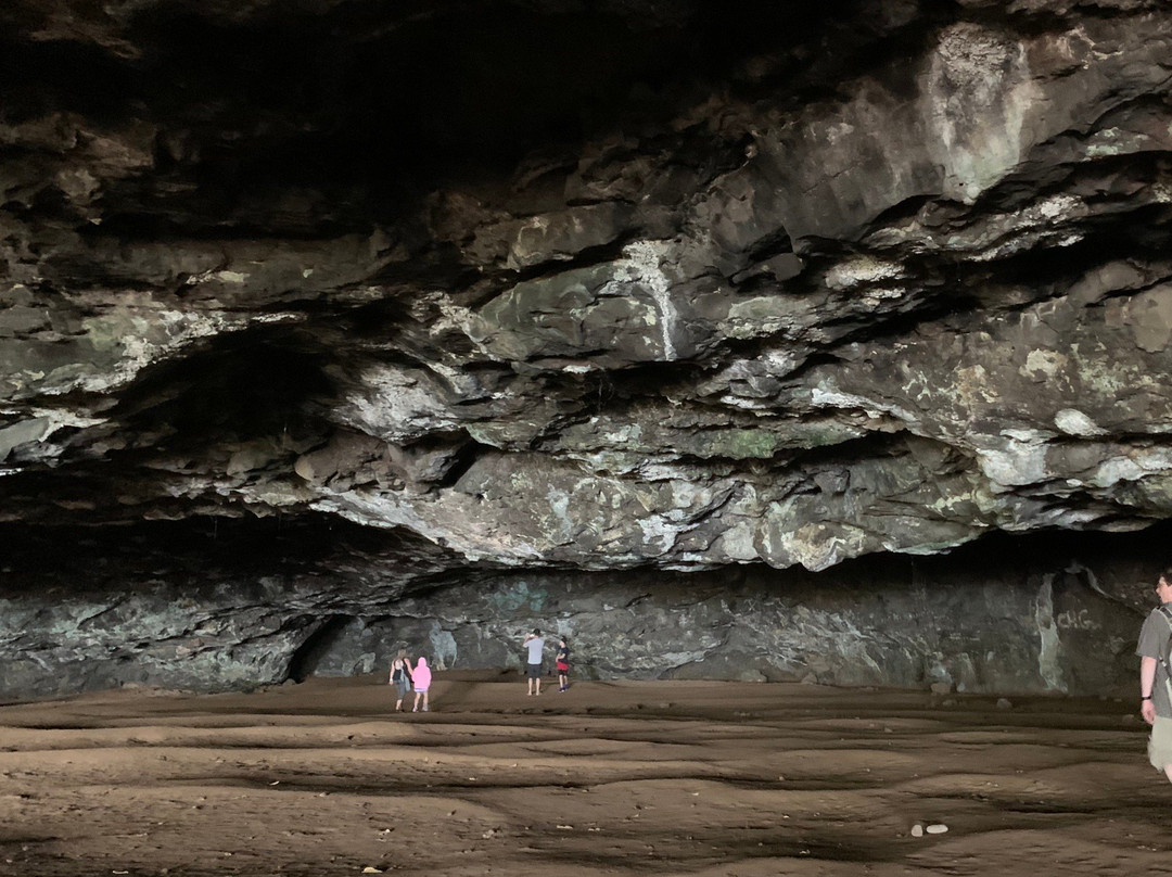 Maniniholo Dry Cave-可爱岛必去景点