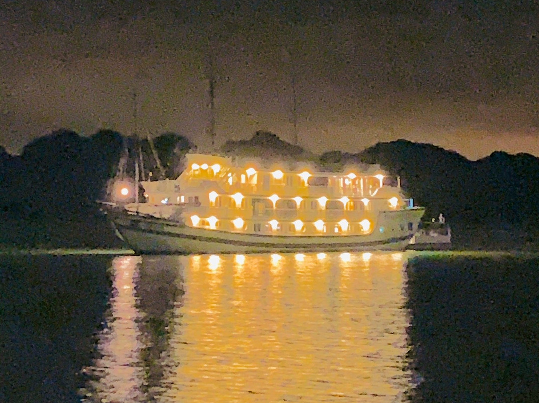 Halong Bay Aclass Cruises-下龙湾必去景点