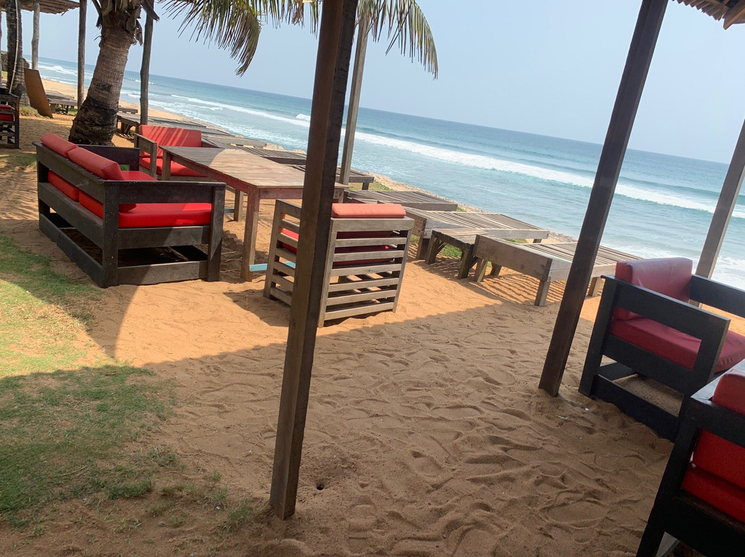 Tropicana Beach & Resort主图