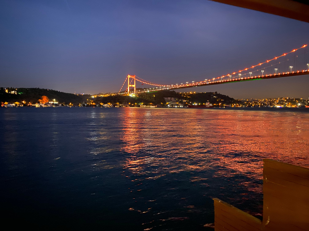 Van and Go e - Services-塞萨洛尼基必去景点