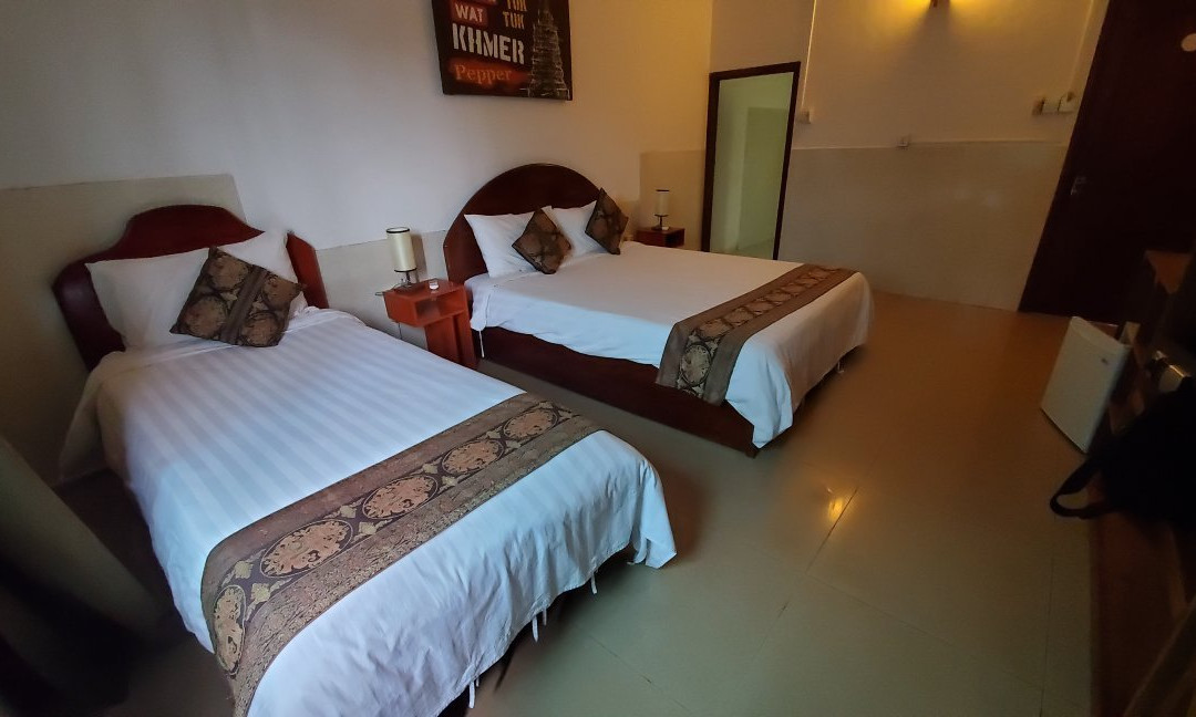 库尔贡布旅馆主图