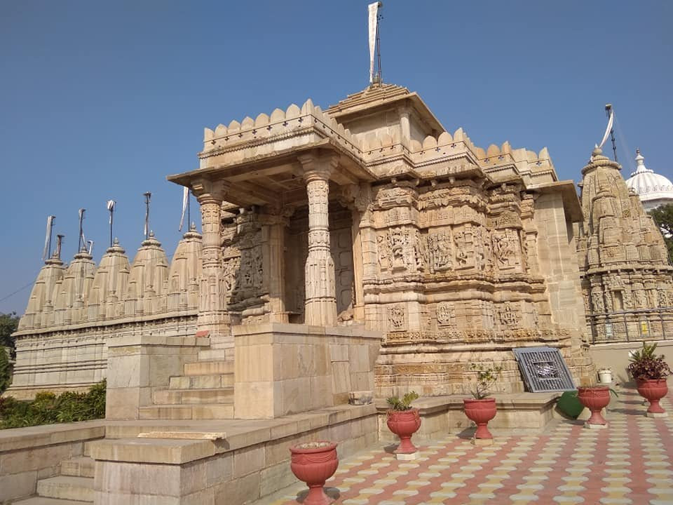 Satbis Deori Temple景点图片