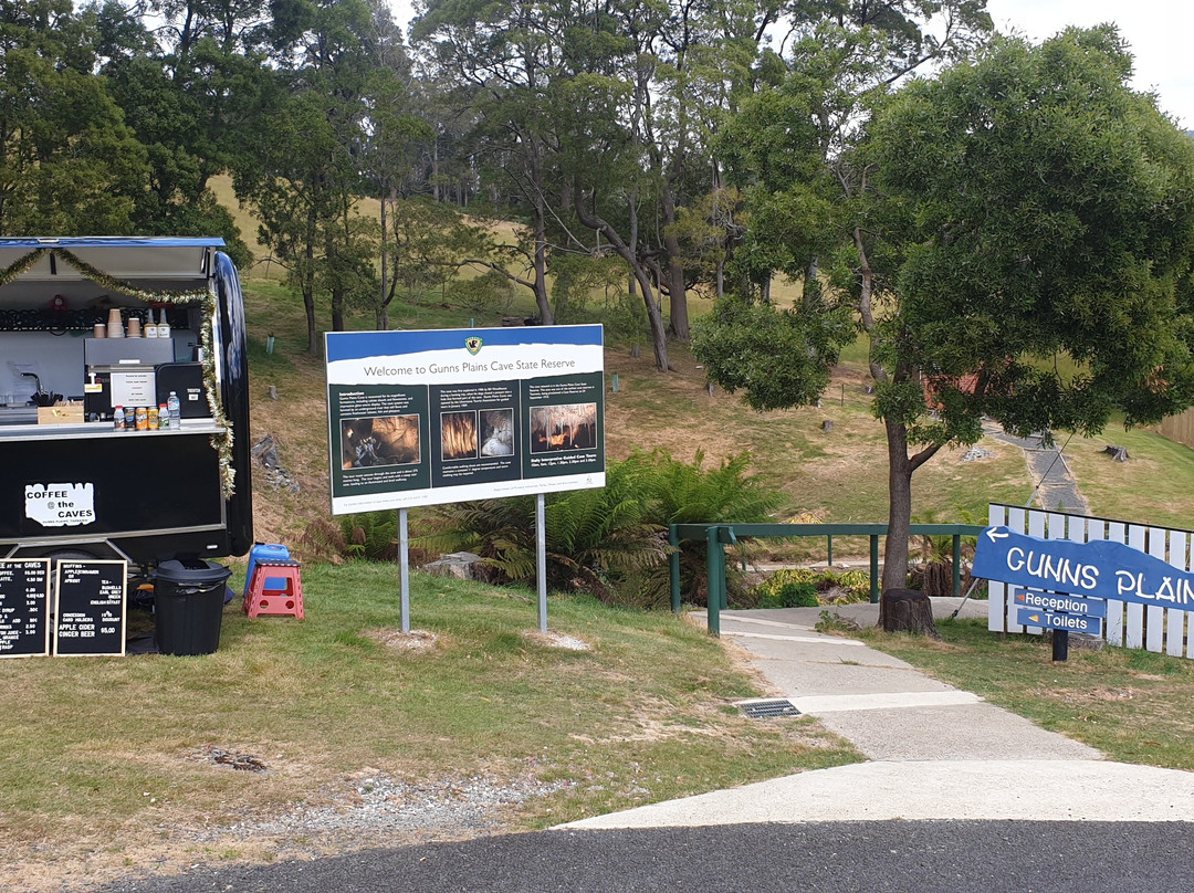Waratah餐馆和美食-Coffee At The Caves