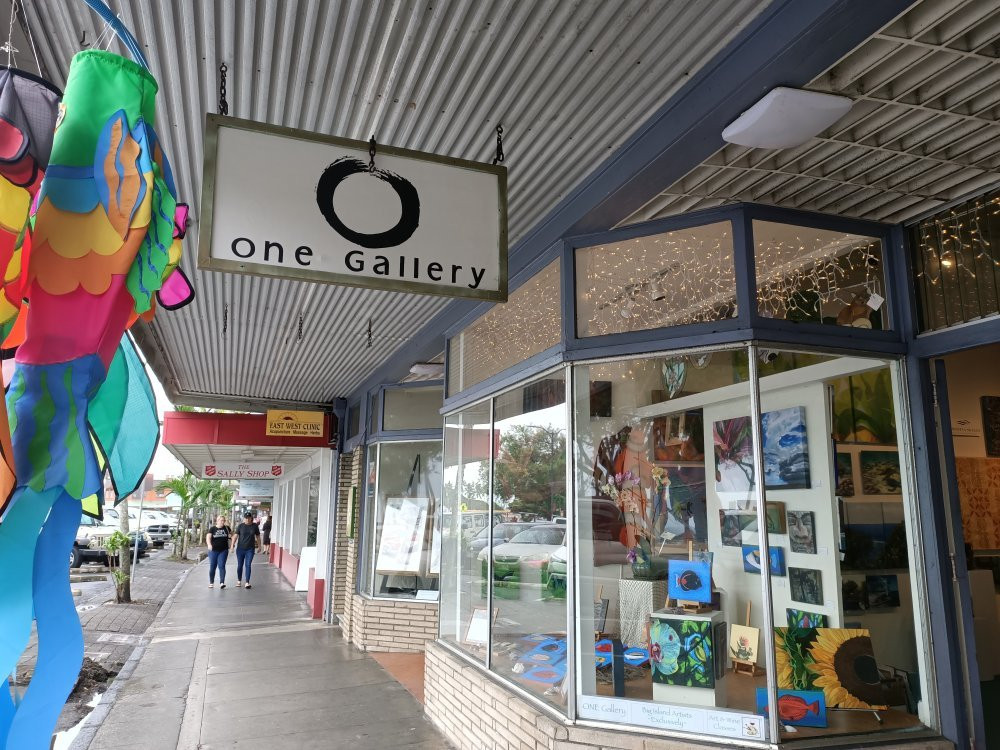 One Gallery-希洛必去景点