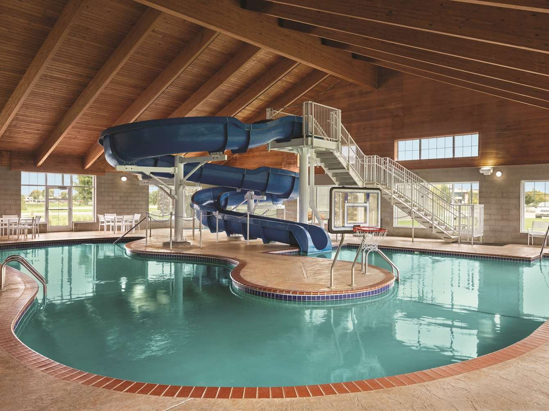 Country Inn & Suites by Radisson, Willmar, MN主图