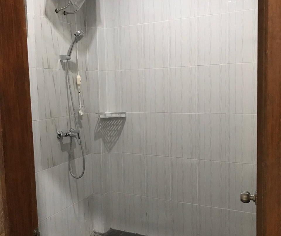 Victory Hotel Ruteng主图