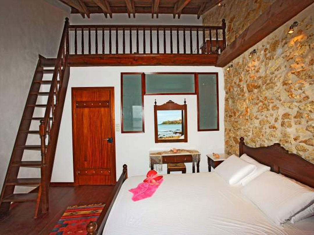 Creta Seafront Residences主图