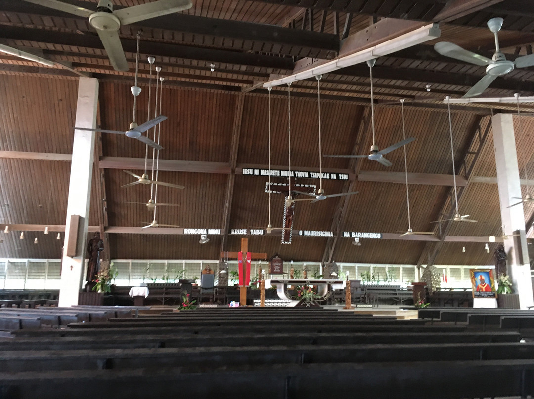 Holy Cross Cathedral-霍尼亚拉必去景点