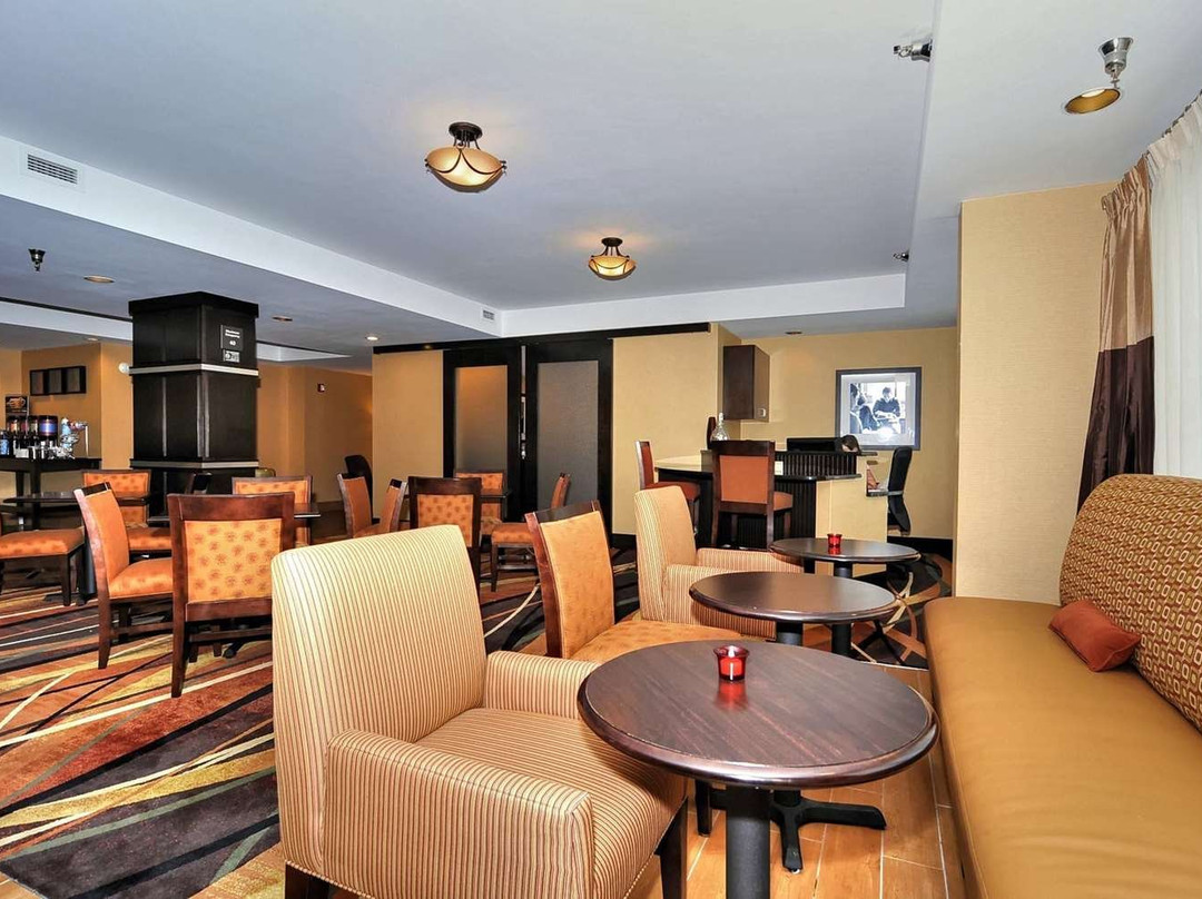 Hampton Inn Eden主图