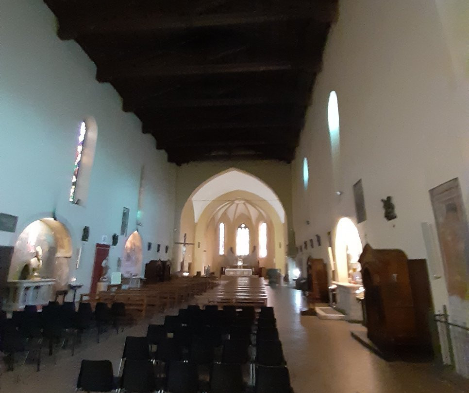 Chiesa San Pietro Apostolo-列蒂必去景点