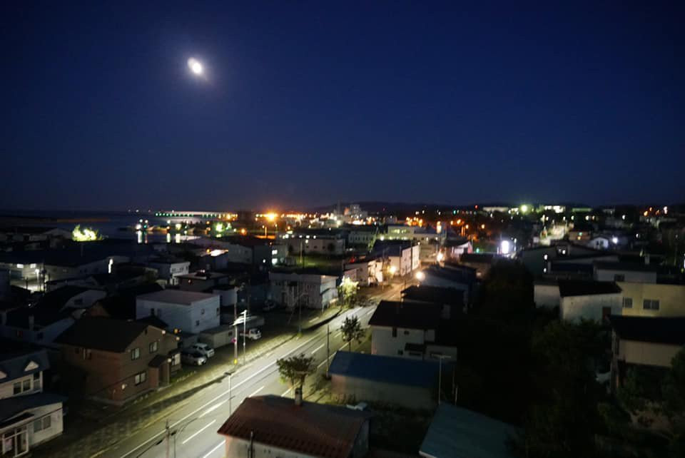 纹别中央酒店主图