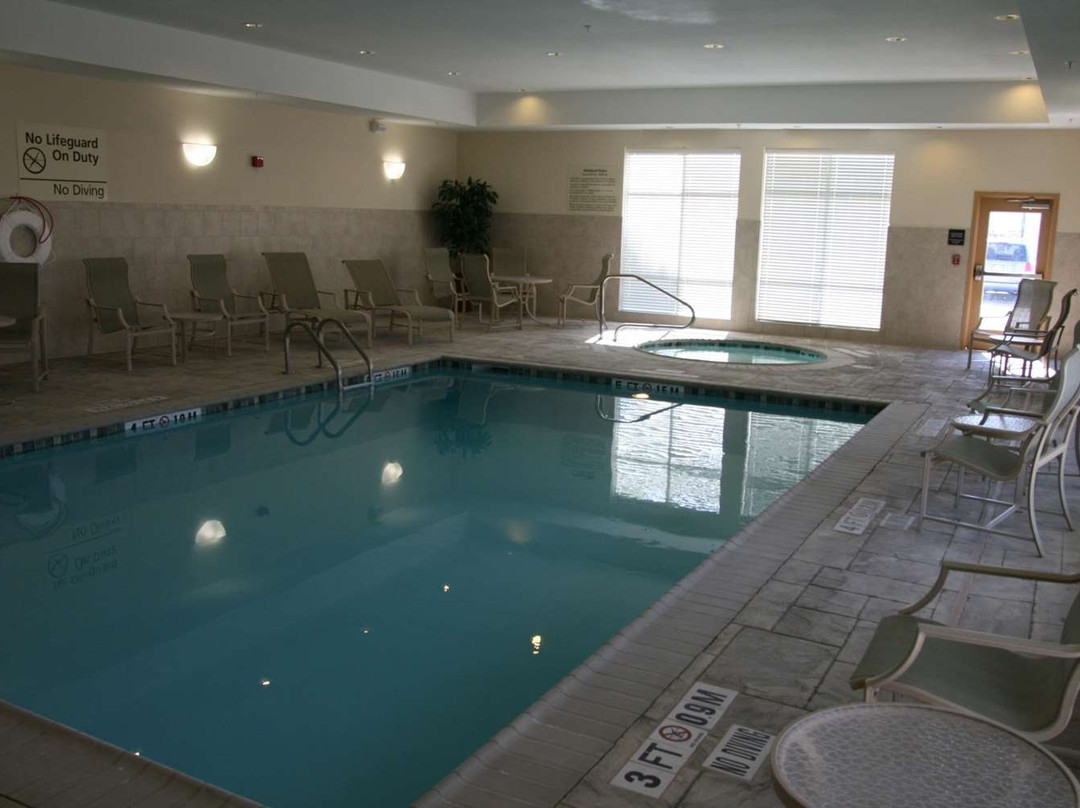 Hampton Inn La Grange主图