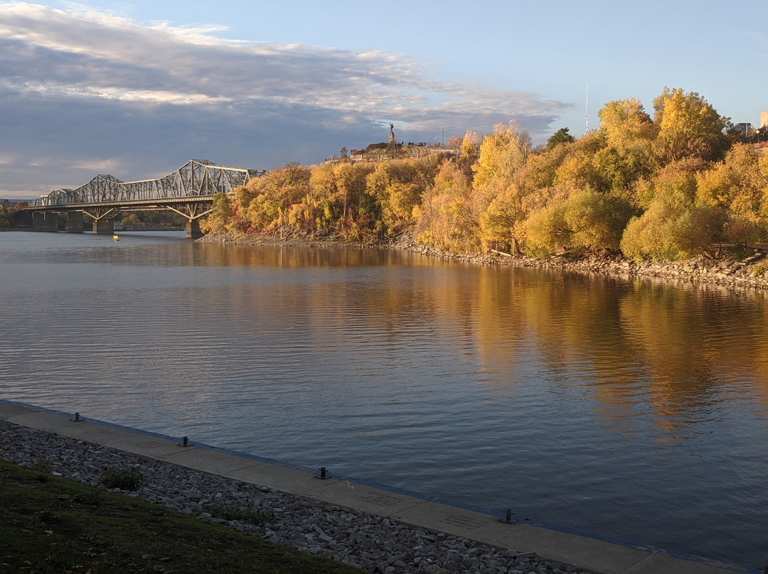 Ottawa River Pathway景点图片