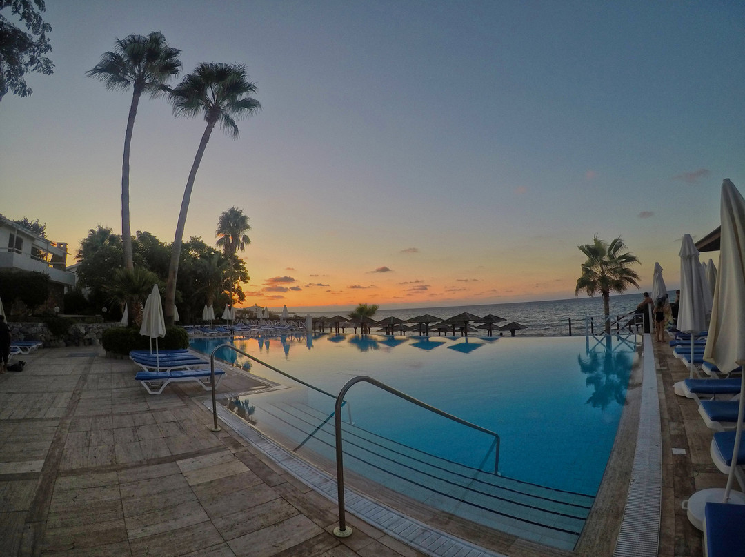 LA Hotel & Resort主图