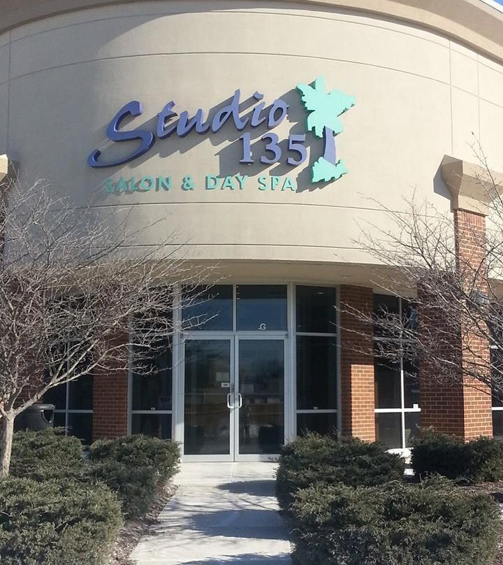 Studio 135 Salon & Day Spa-格林伍德必去景点