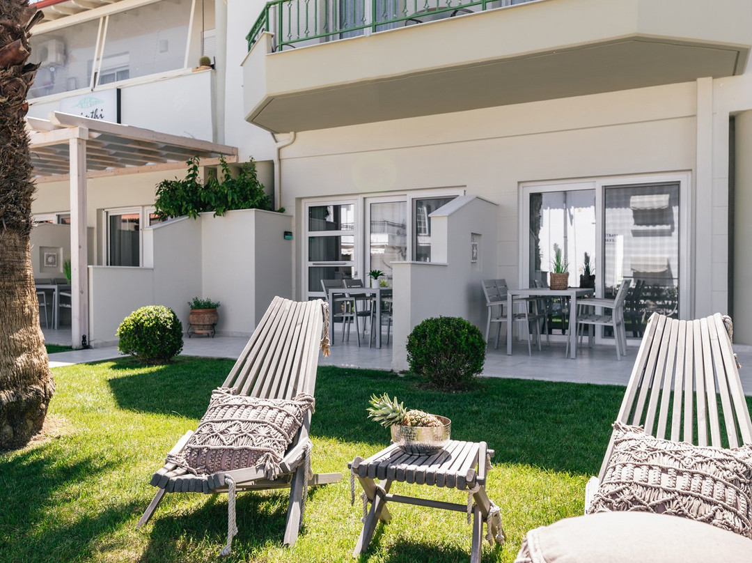 Minthi Boutique Apartments主图