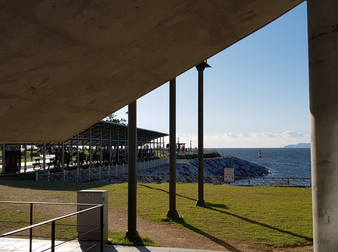 Sihwanarae Rest Area Moon Observatory