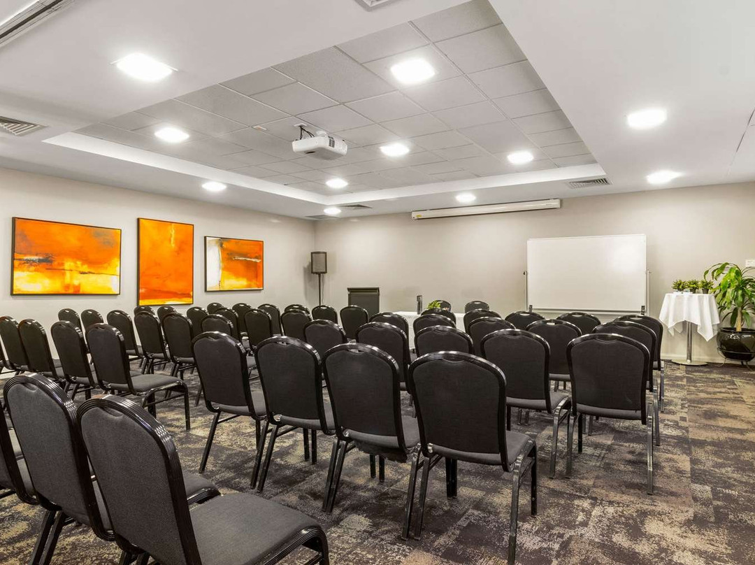 Quality Hotel Dickson主图