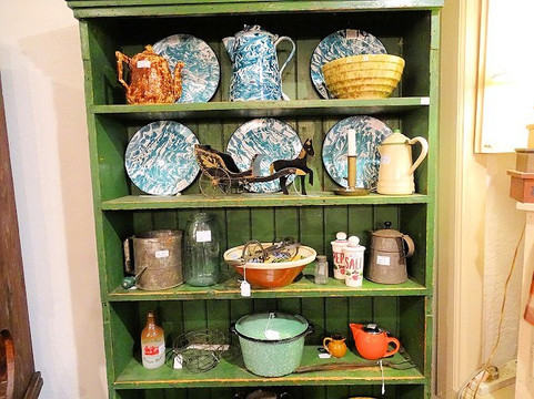 Antiques on 231-Lebanon必去景点