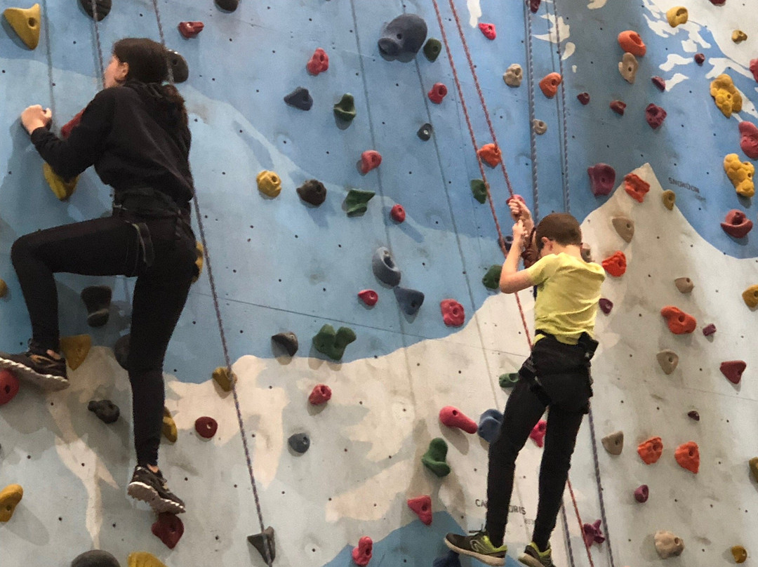 Boulders Indoor Climbing Centre景点图片