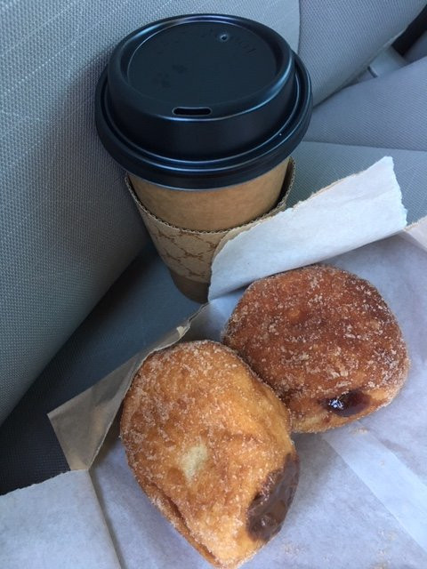 格伦套房酒店主图