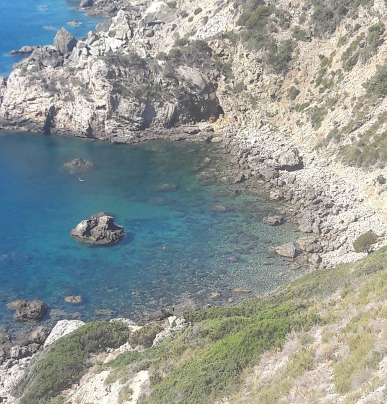 Cala dell'Allume景点图片