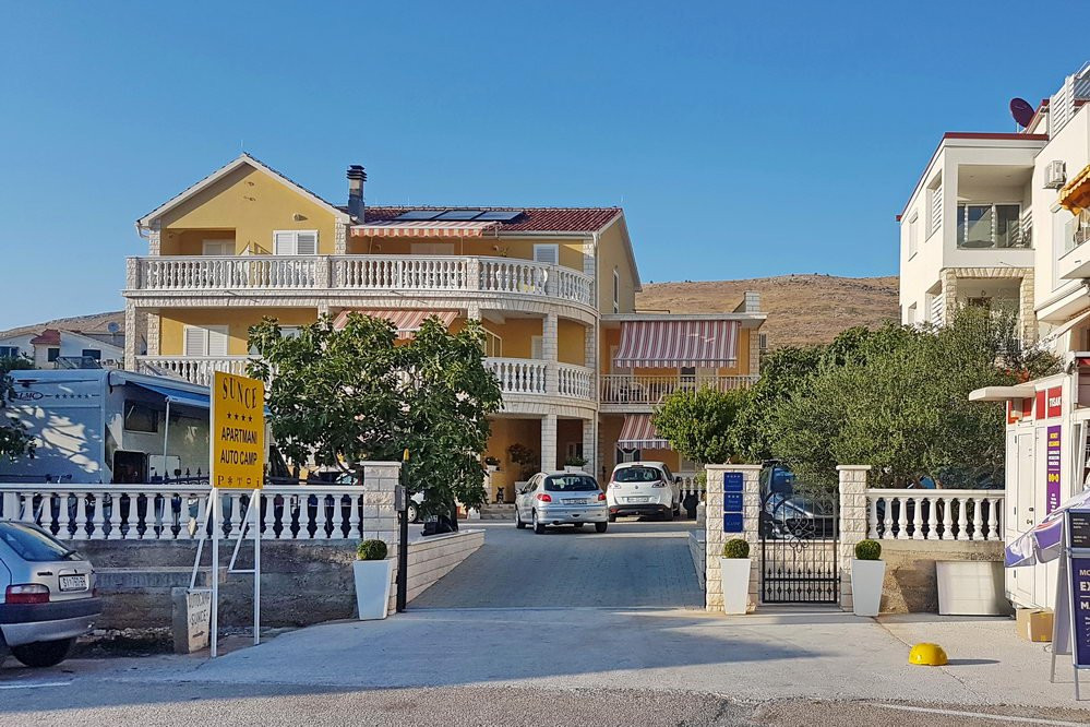 Sunce Apartments