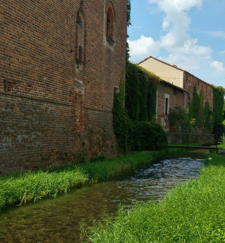 Castello Sforzesco-Vicolungo必去景点