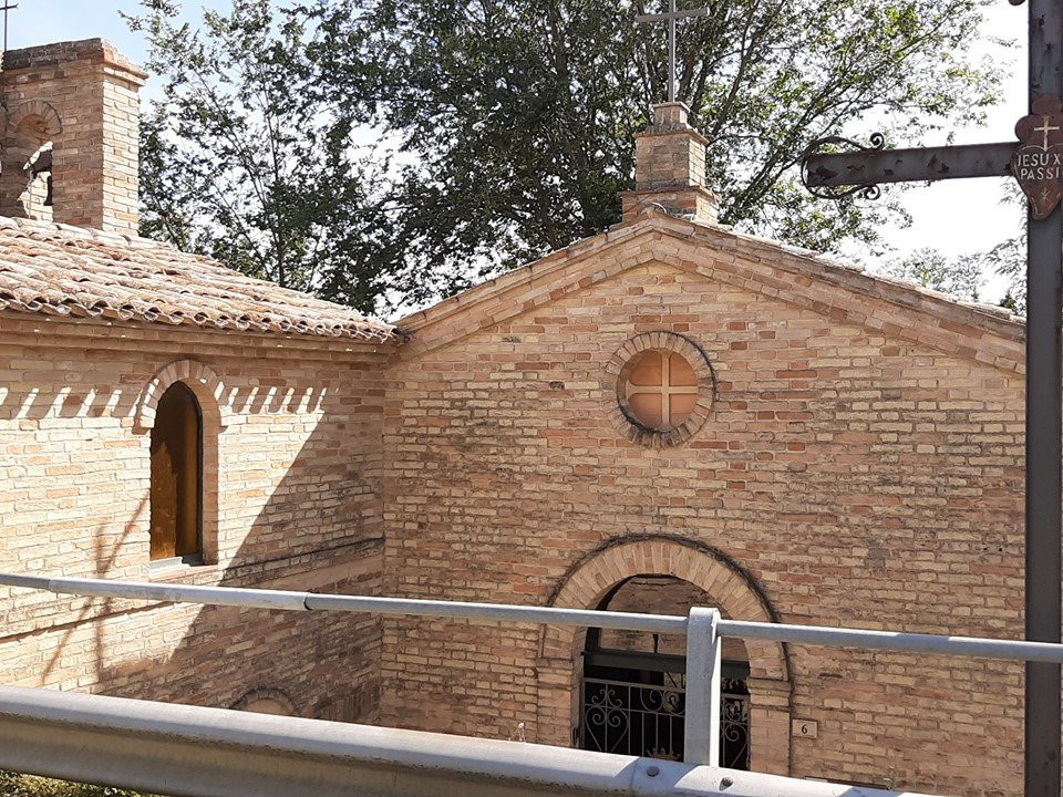 Santuario di Santa Maria dell'Acquasanta景点图片