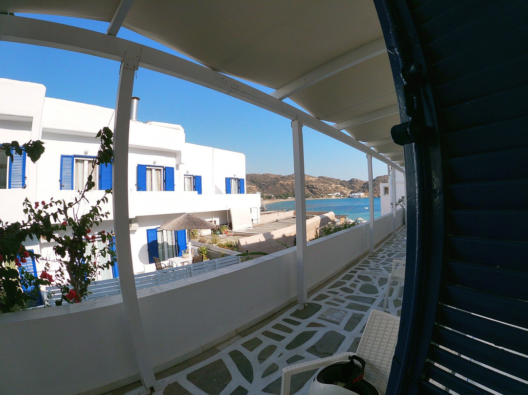 德拉科斯双生乔治酒店主图