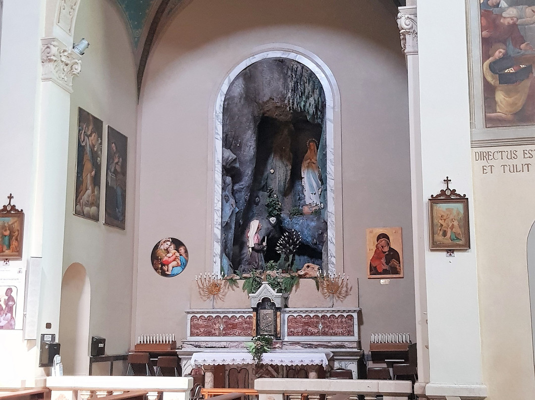 Chiesa Sant'Antonio-萨尔索马焦雷泰尔梅必去景点