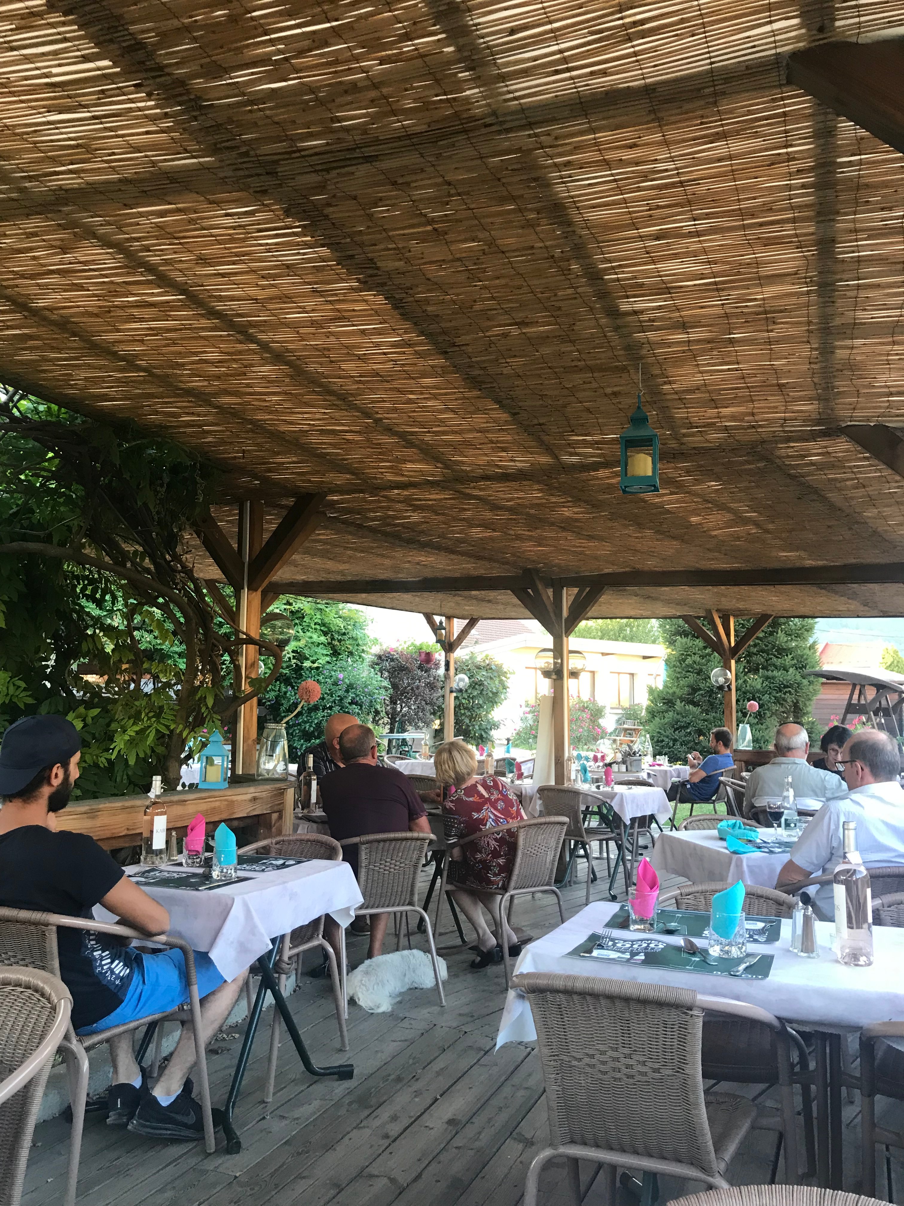 Auberge de Costaroche-餐饮