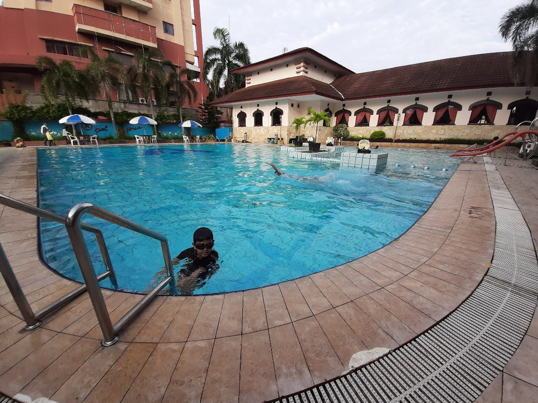 Abadi Hotel & Convention Center主图