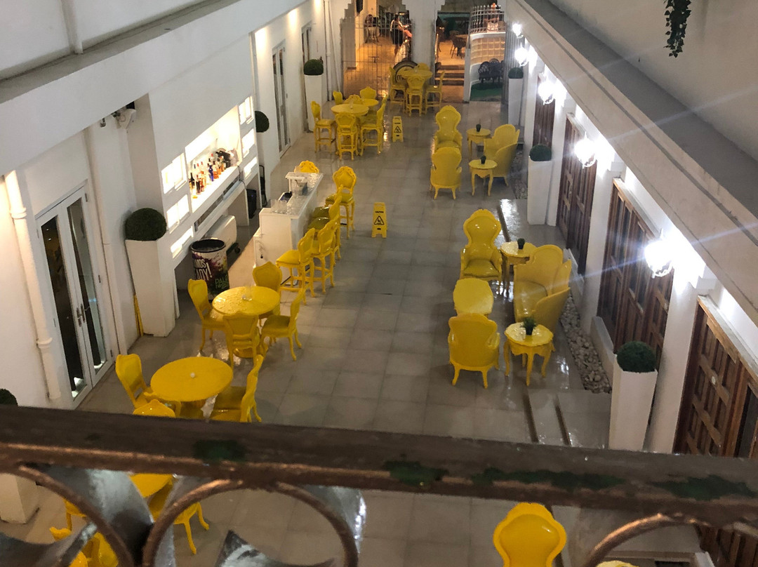 梅里亚庞塞酒店主图