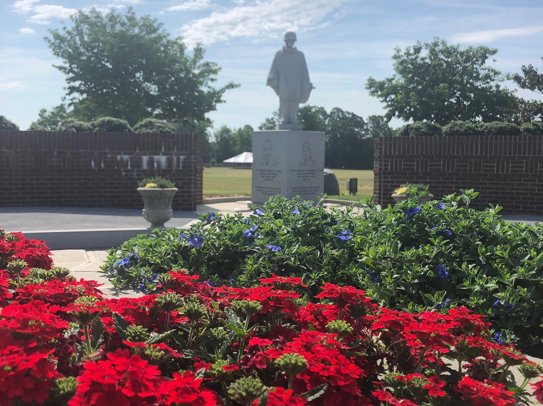 N.C.Korean War Memorial景点图片