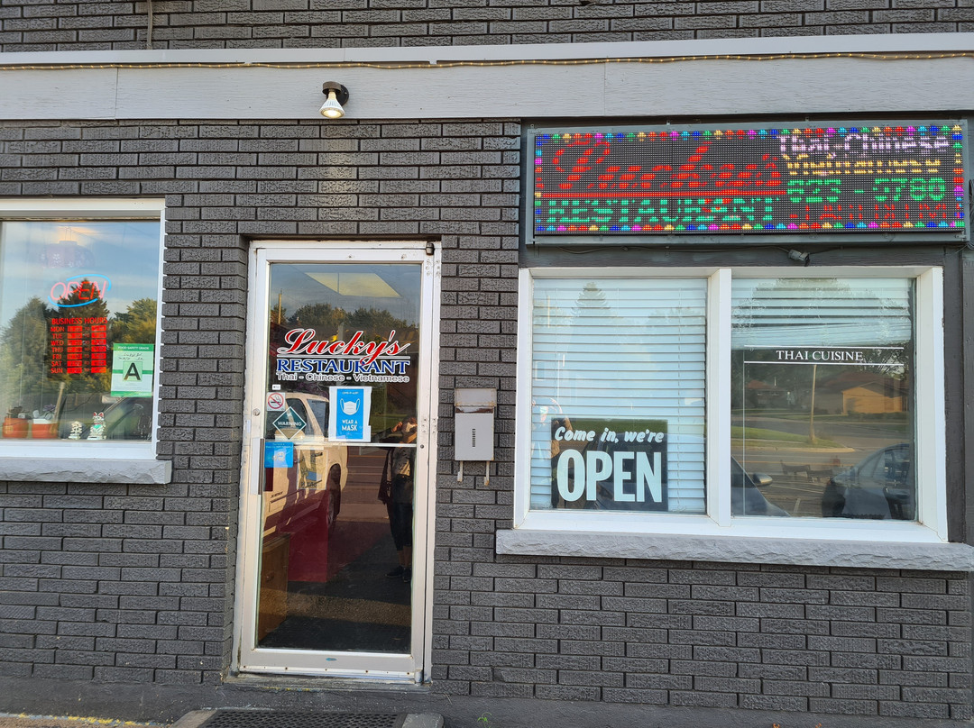 Lucky’s Restaurant