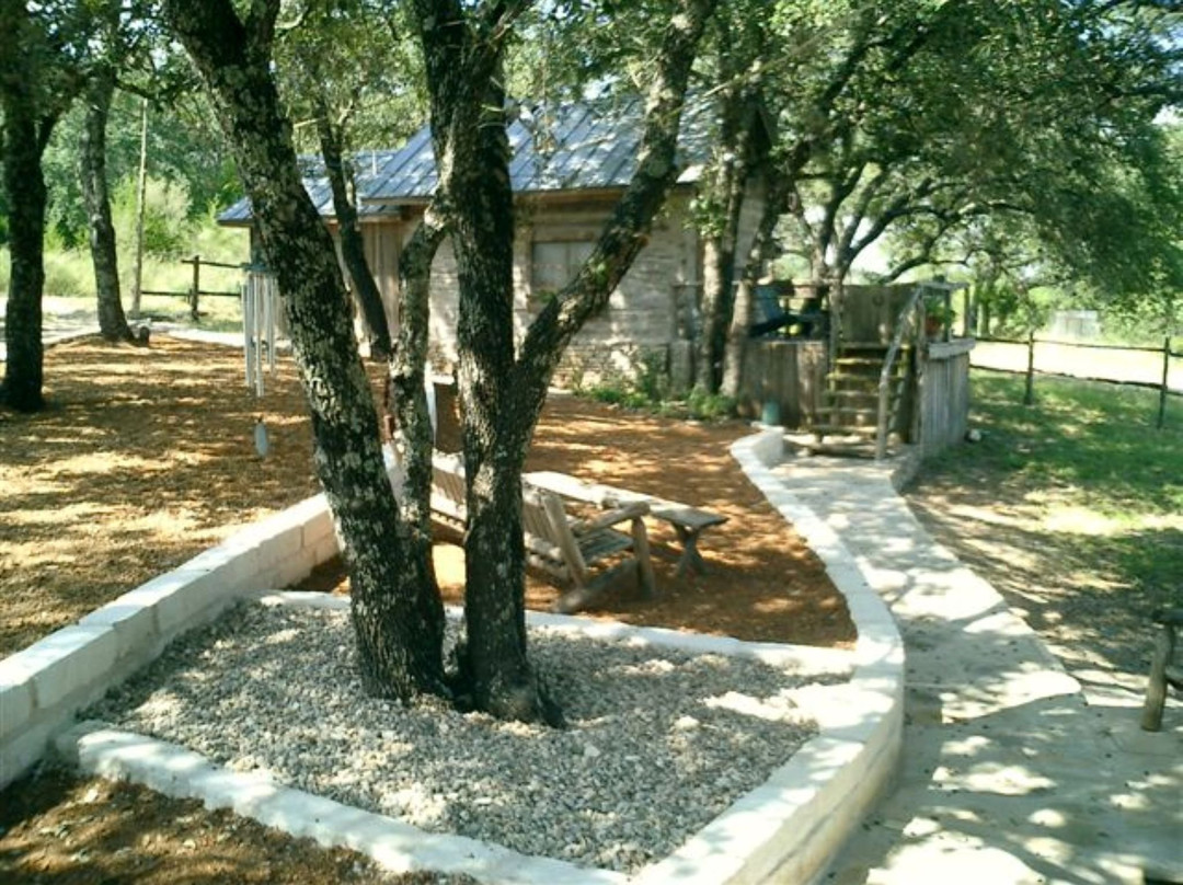 Chanticleer Log Cabin主图