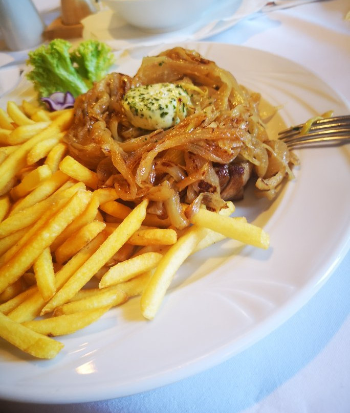 Muhlheim am Main餐馆和美食-Sportheim Dietesheim