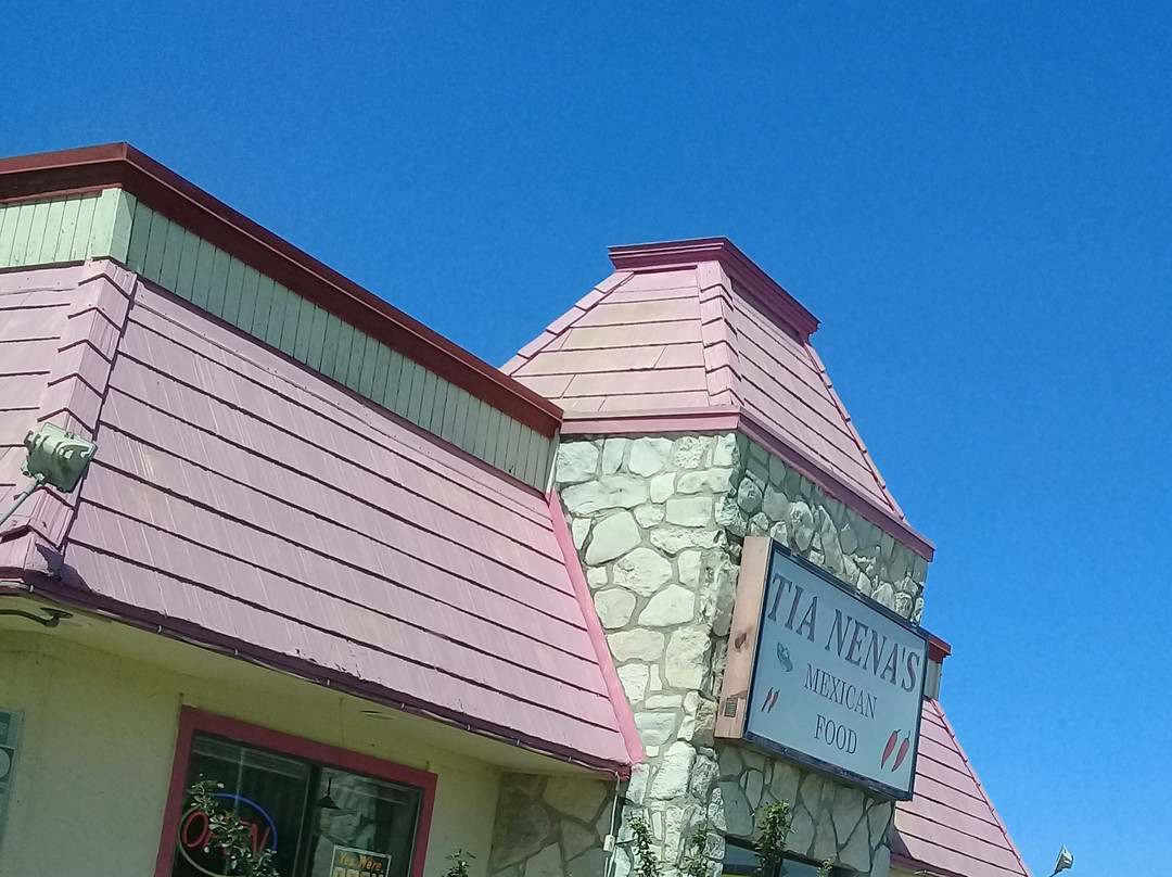 Junction餐馆和美食-Tia Nena's