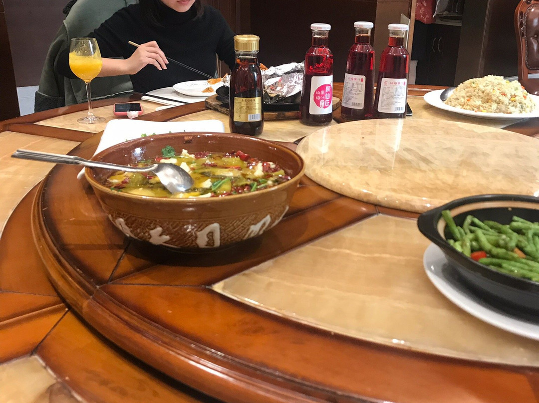 新世界国际大酒店主图