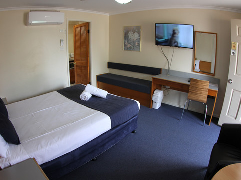 新堡雷恩旅馆主图