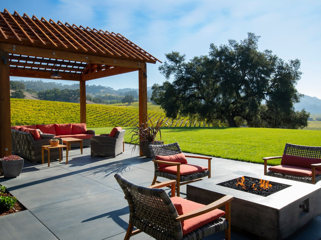 Robert Young Estate Winery景点图片