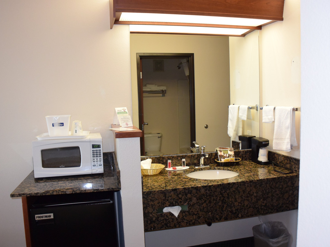 Travelodge By Wyndham Newberg主图