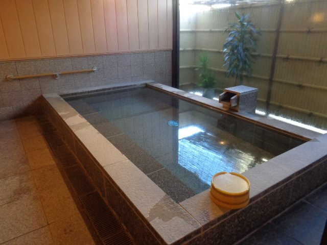 琴平町河畔酒店主图