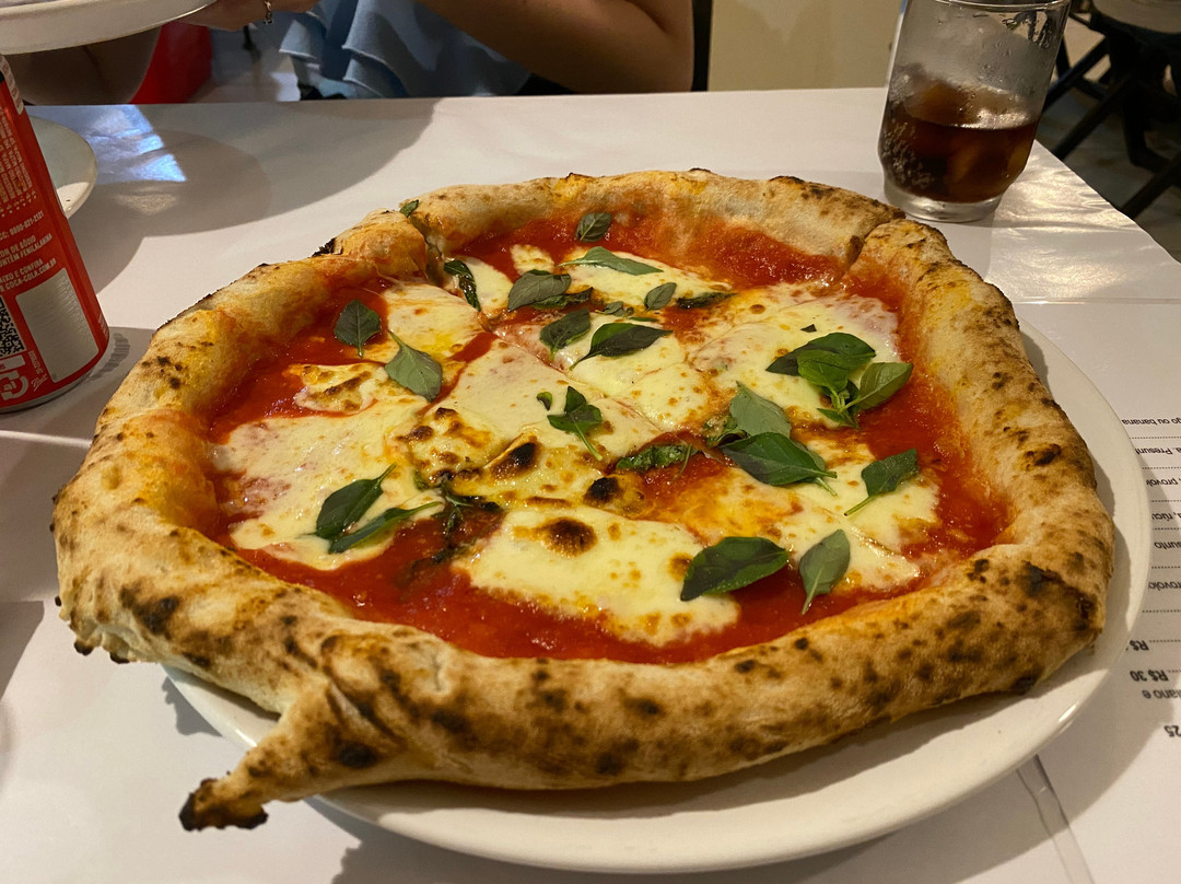 Calzona Pizzeria Napoletana