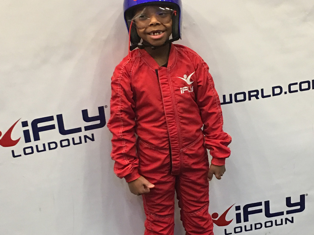 iFLY Indoor Skydiving - Loudoun景点图片