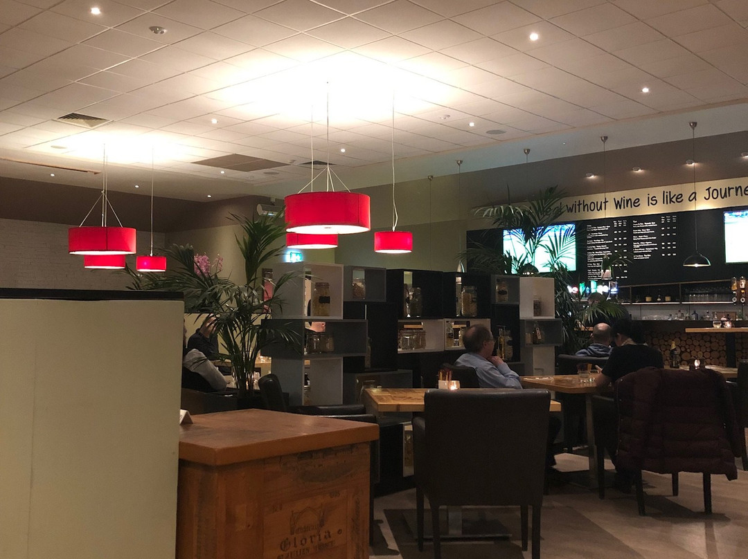 科克机场酒店主图