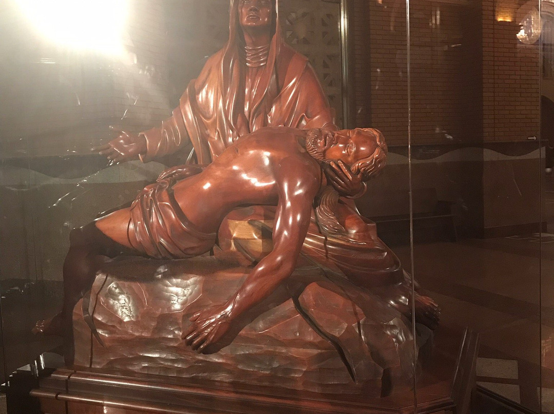 Visita monitorada noturna na Basílica-阿帕雷西达必去景点