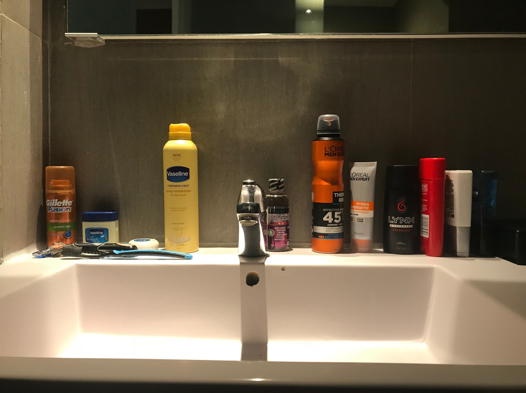 巴东祖里大酒店主图